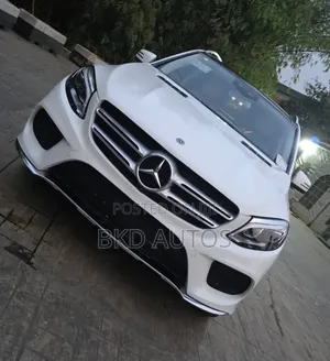 Mercedes-Benz GLE-Class GLE 400 4MATIC 2019 White