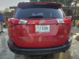 Toyota RAV4 Limited 4dr SUV AWD (2.5L 4cyl 6A) 2015 Red