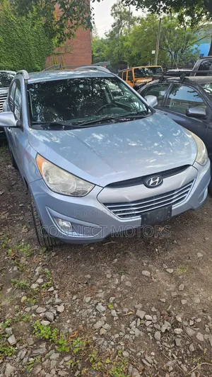 Hyundai Tucson 2013 Silver