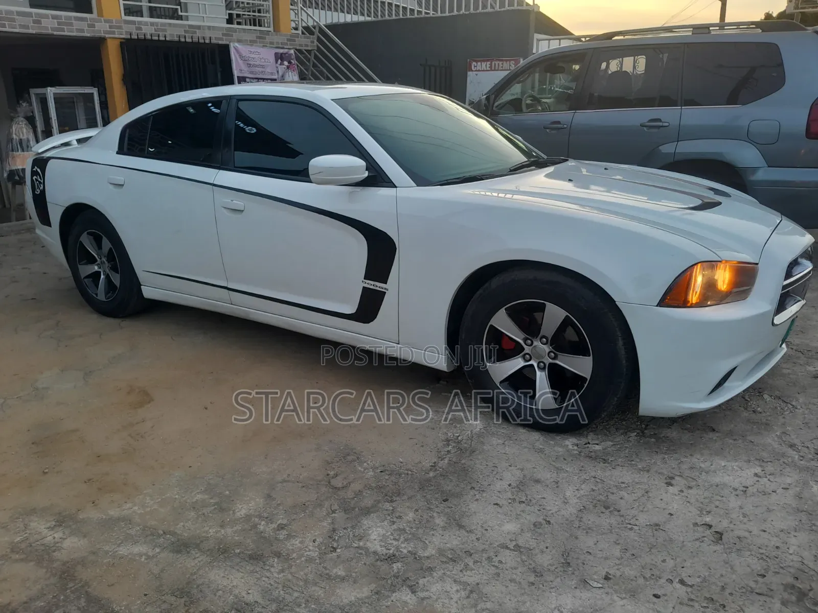 Dodge Charger 2013 White