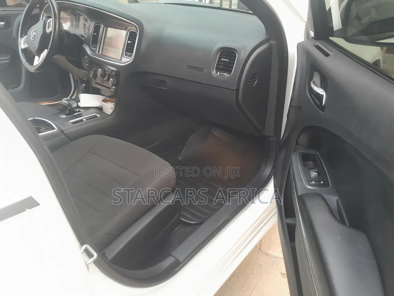 Dodge Charger 2013 White