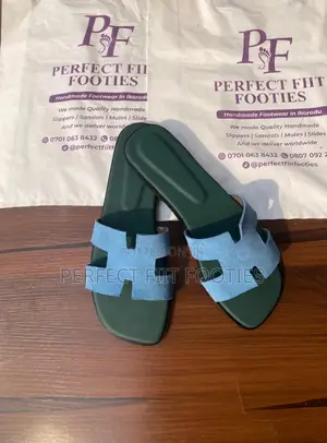 Ladies Suede H Slippers