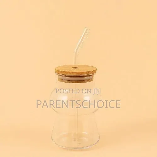 Borosilicate Glass Drinking Glass With Lid and Straw