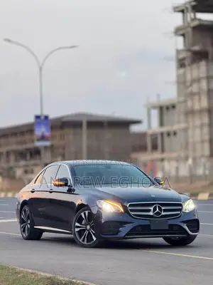 Mercedes-Benz E400 2020