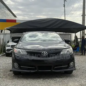 Toyota Camry SE 4dr Sedan (2.5L 4cyl 6A) 2012 Black