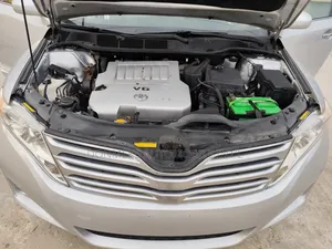 Toyota Venza 2010 Silver