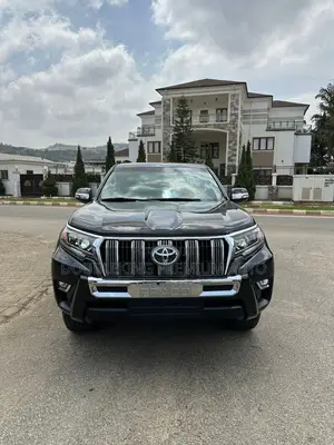 Toyota Land Cruiser Prado 4.0 Petrol GX-R 2014 Black