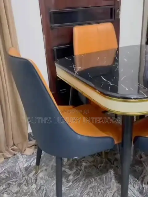 Luxurious Marble Dining Table With 4 Leather Seats