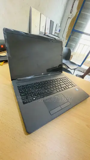 Laptop HP 250 G7 12GB Intel Core i7 SSD 256GB