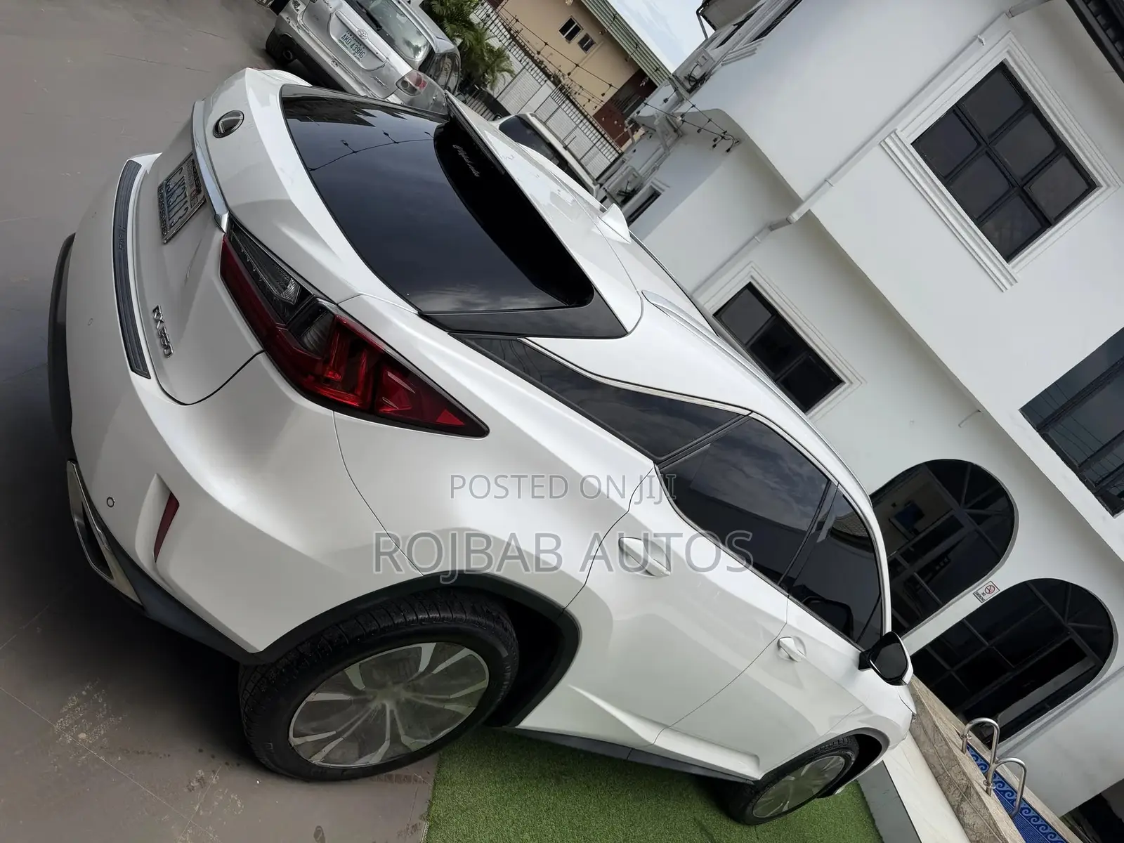 Lexus RX 350 AWD 2017 White