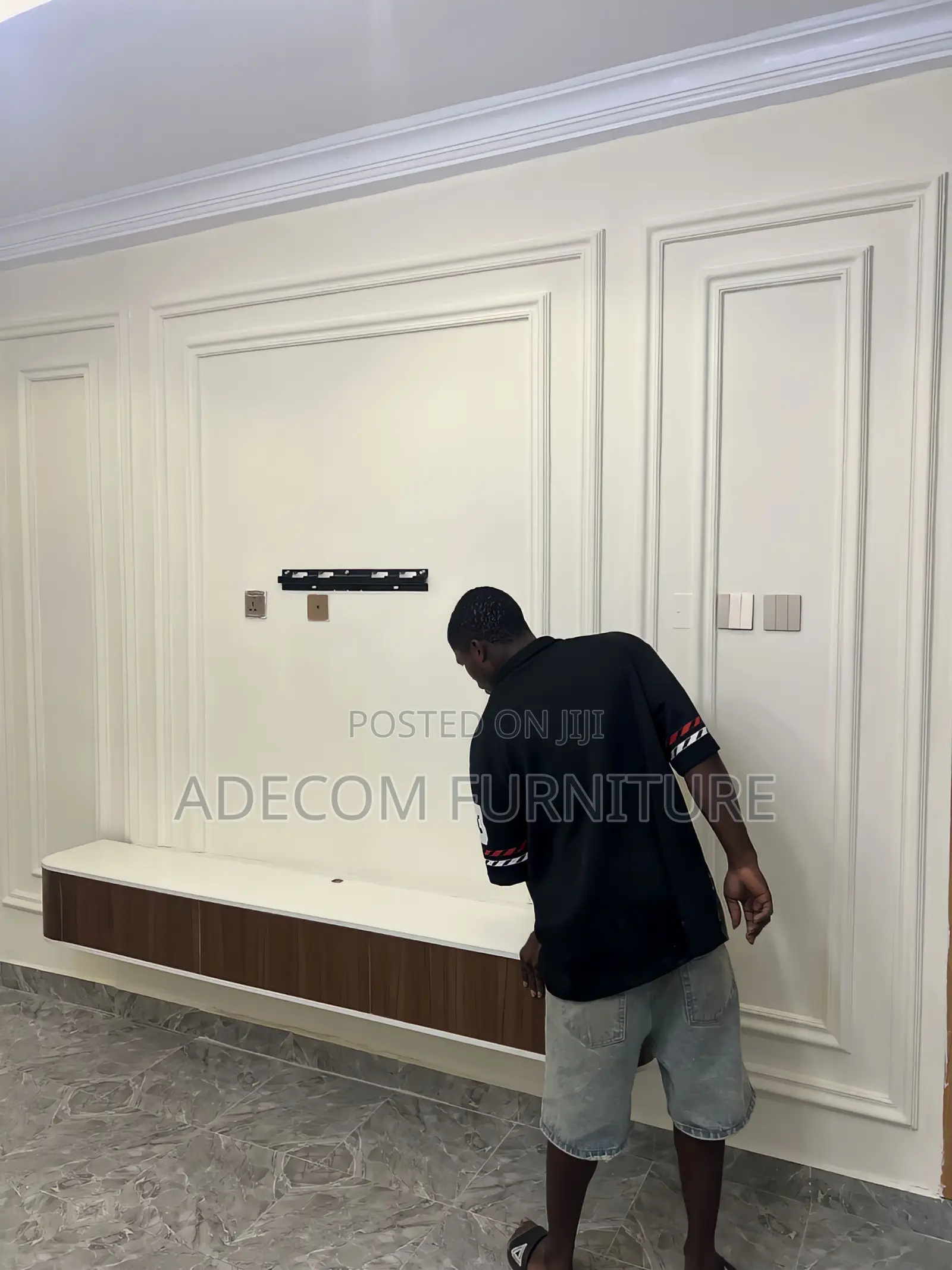 Tv Console Payment on Delivery