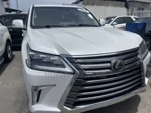 Lexus LX 570 (5 seats) AWD 2019 White