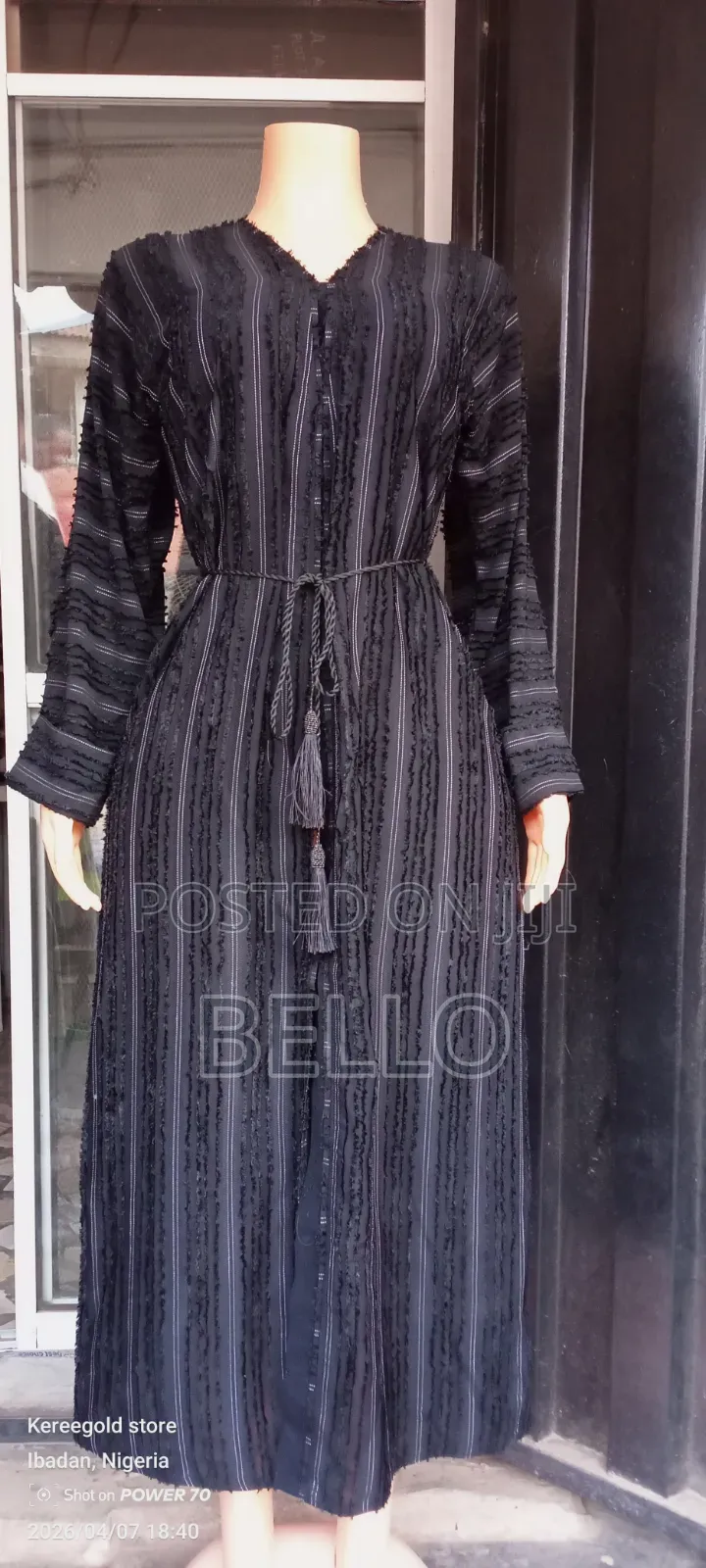 Dubai Thrift Abaya