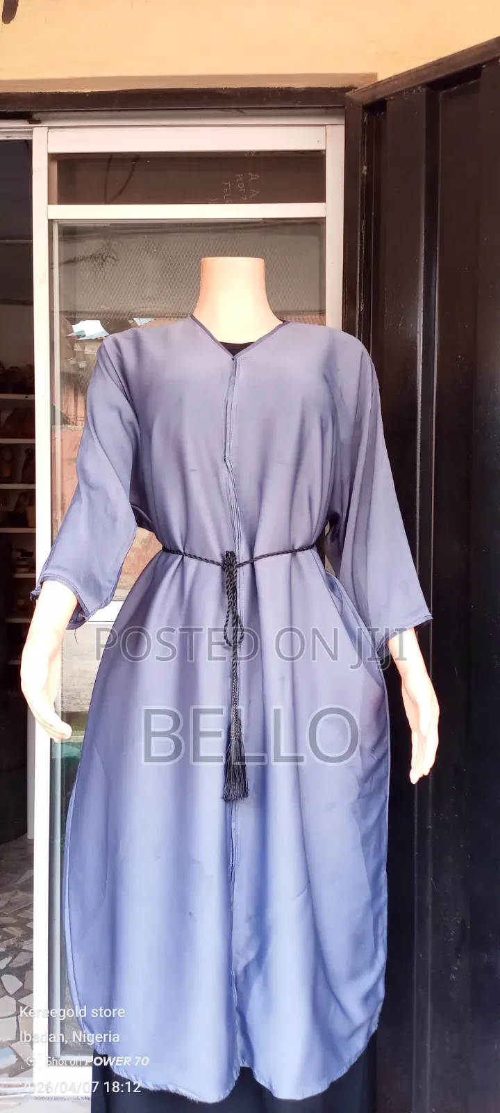Dubai Thrift Abaya
