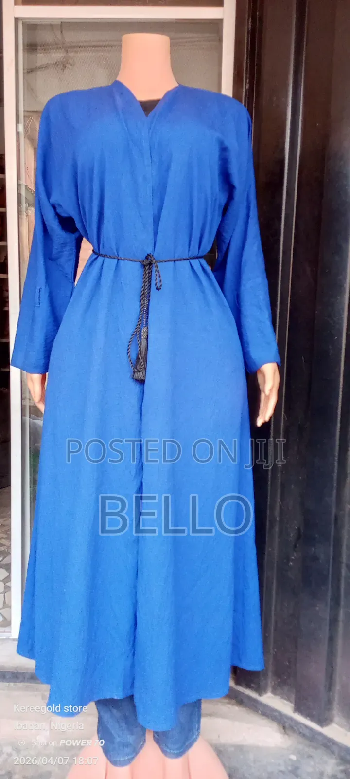 Dubai Thrift Abaya
