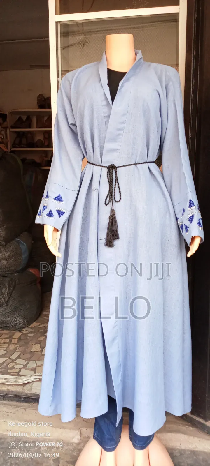 Dubai Thrift Abaya