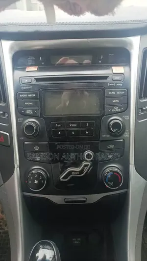 Factory Followcome Basic Radio Hyundai Sonata 2012 Model
