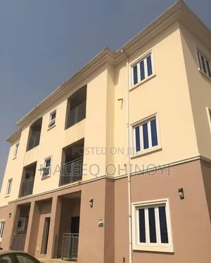 3bdrm Block of Flats in River Park Estate, Lugbe District for sale
