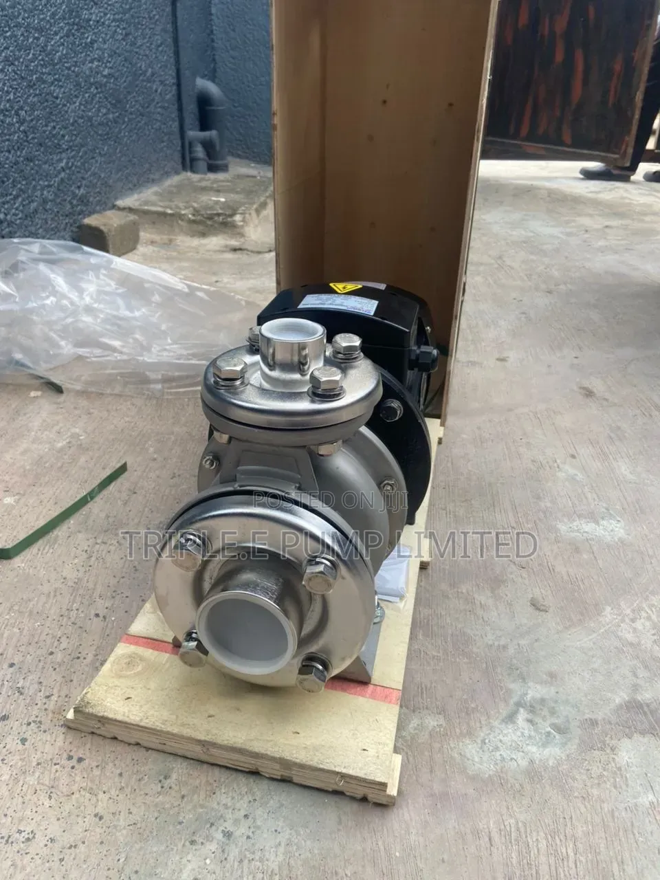 Nova Stainless Surface Pump