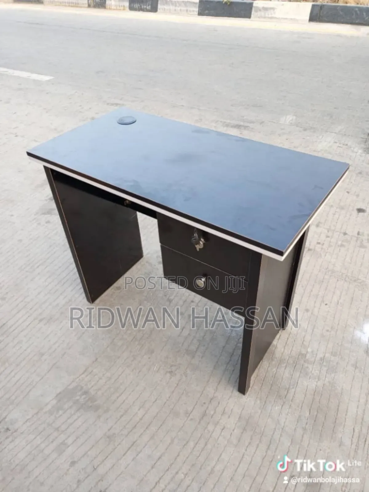 Brand New 3ft Table