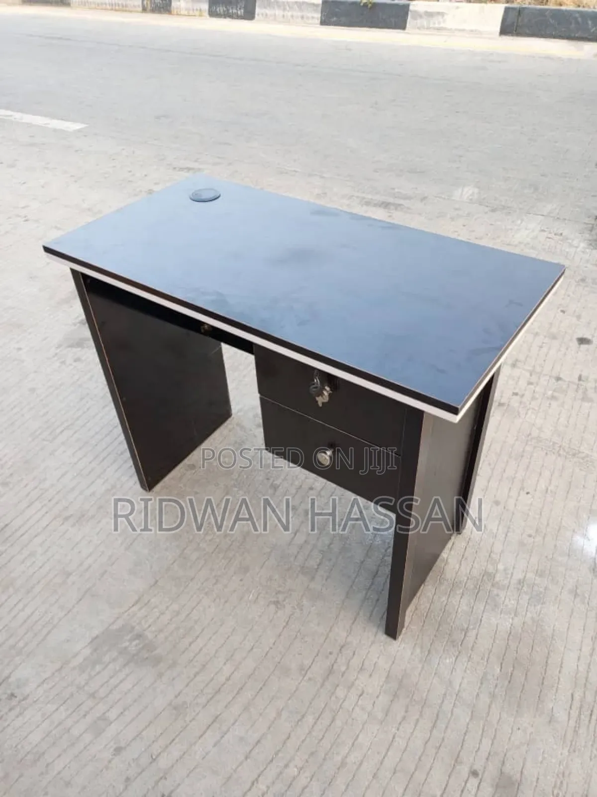 Brand New 3ft Table