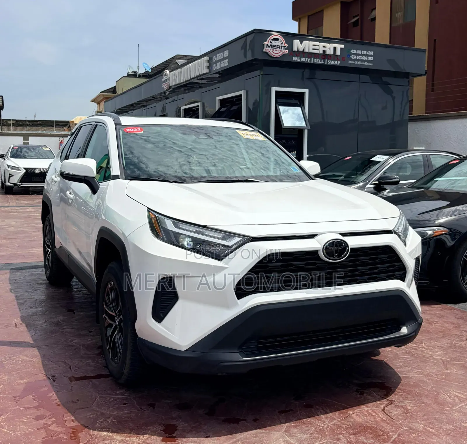 Toyota RAV4 XLE 2022 White