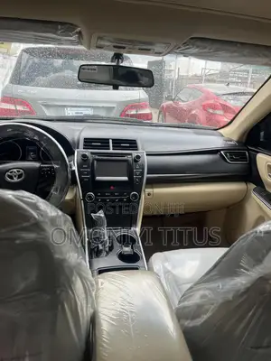 Toyota Camry SE 4dr Sedan (2.5L 4cyl 6A) 2015 Silver