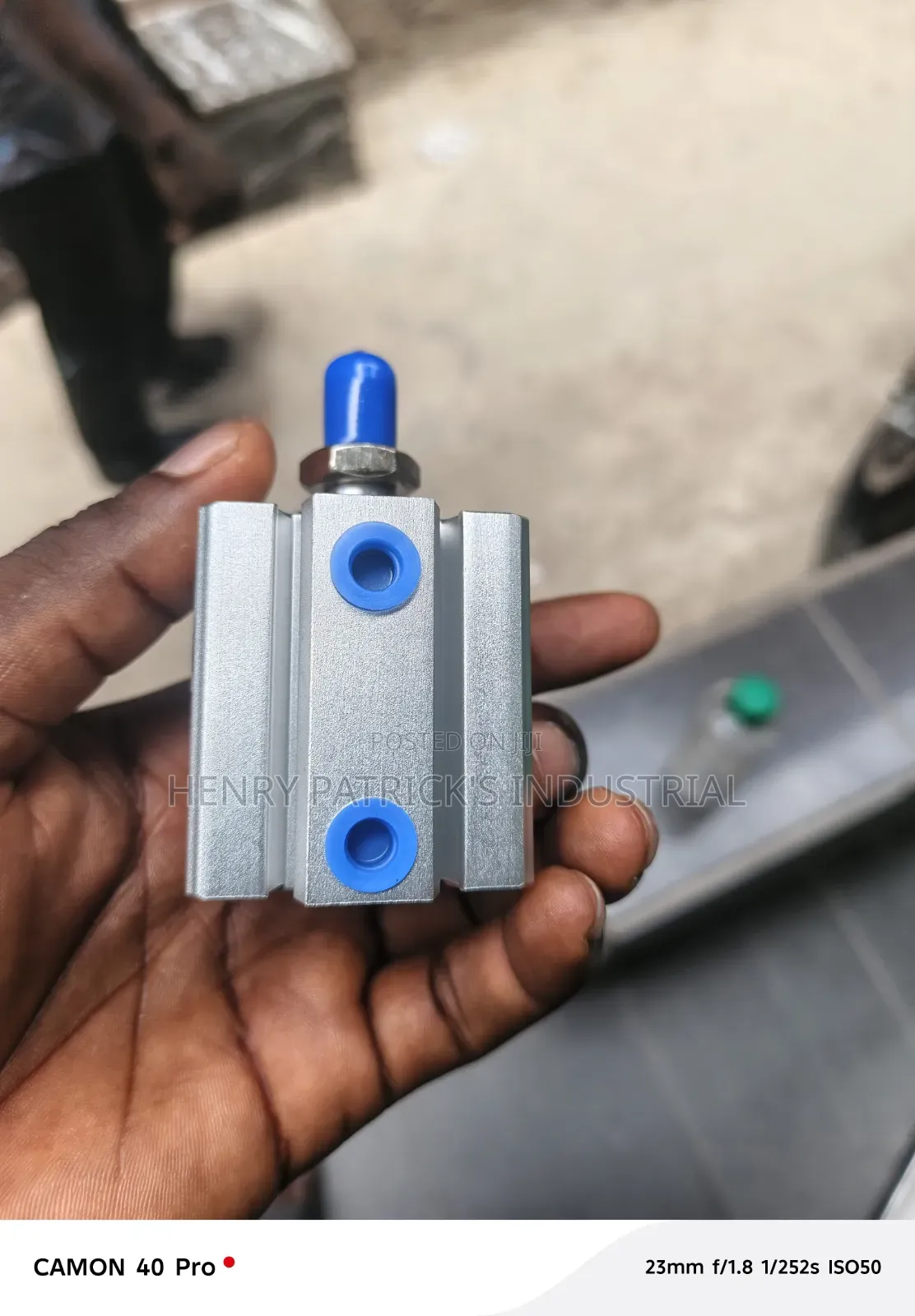 Pneumatic Cylinder