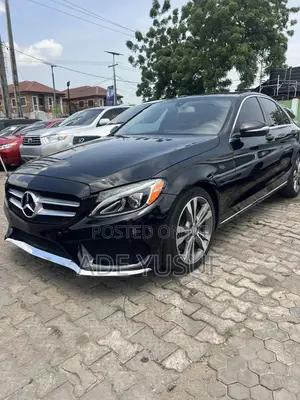 Mercedes-Benz C300 2015 Black