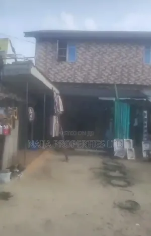 A Shop Directly on the Express Way at Ogunfayo, Awoyaya for Rent