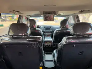 Toyota Highlander 2012 Silver