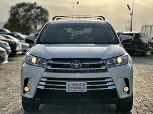Toyota Highlander Limited 4x4 V6 (3.5L 6cyl 8A) 2018 White