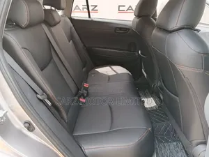 New Toyota Corolla Cross LE 2WD 2024 Silver