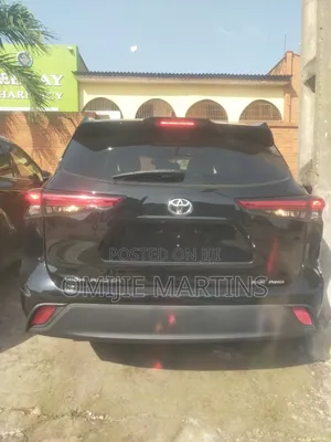 Toyota Highlander 2021 Black