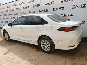 Toyota Corolla L 2020 White