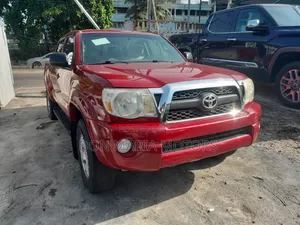 Toyota Tacoma Double Cab V6 Automatic 2011 Maroon