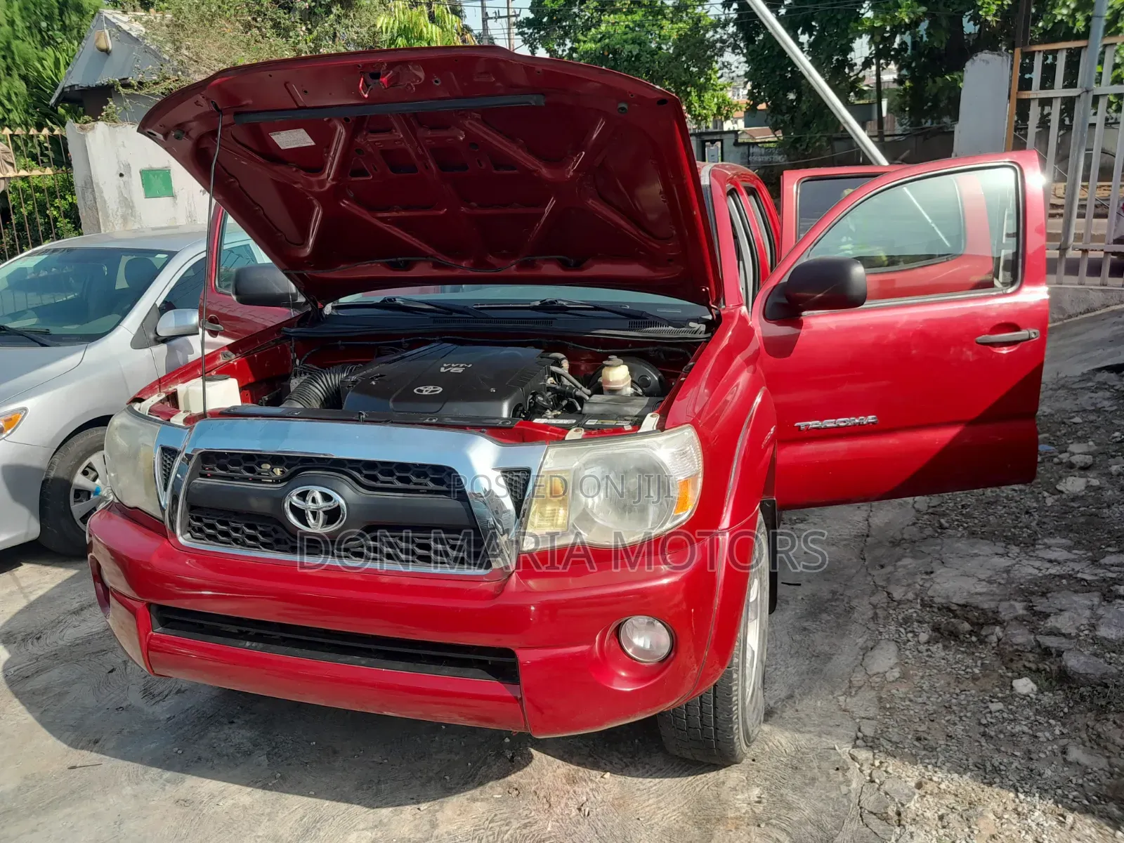 Toyota Tacoma Double Cab V6 Automatic 2011 Maroon