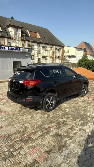 Toyota RAV4 LE 4dr SUV AWD (2.5L 4cyl 6A) 2015 Black
