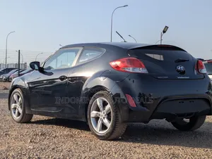 Hyundai Veloster 3dr Hatchback w/Black Interior (1.6L 4cyl 6M) 2014