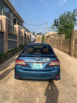 Toyota Corolla 2013 Blue