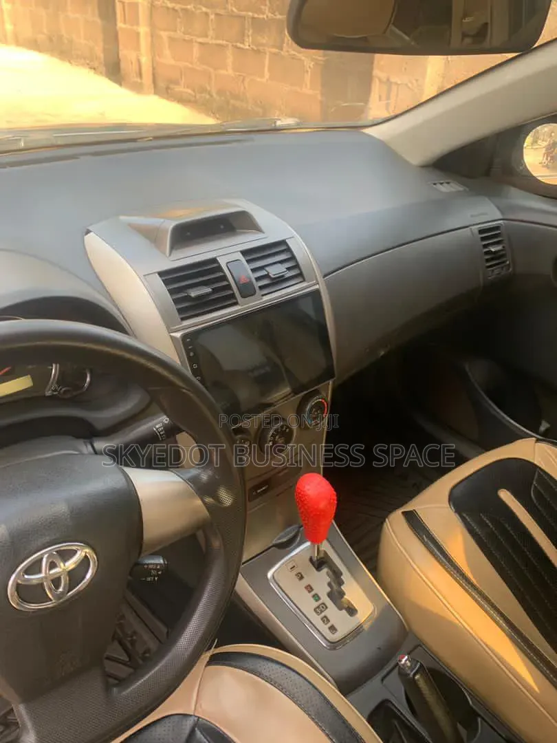 Toyota Corolla 2013 Blue