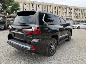 Lexus LX 2016 Black