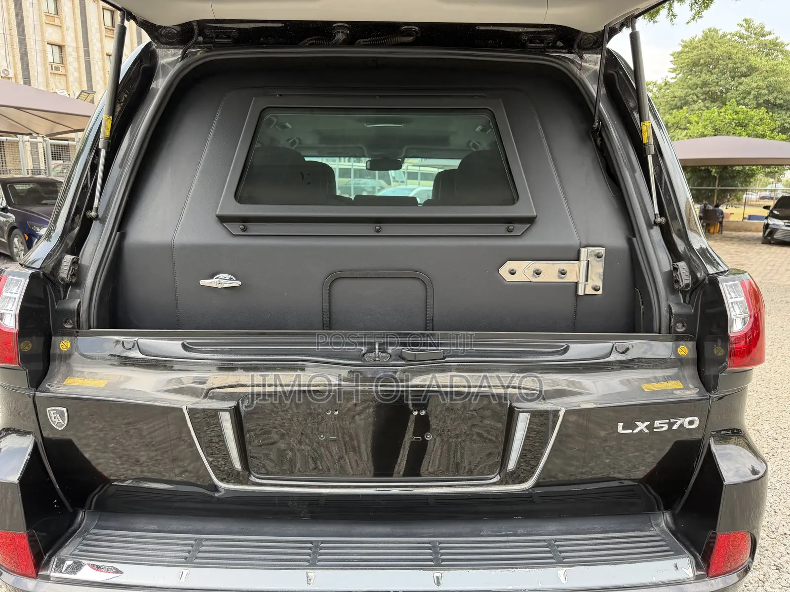 Lexus LX 2016 Black