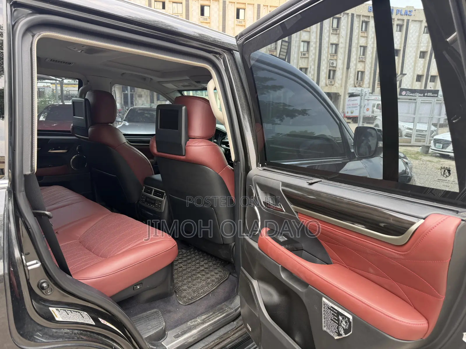 Lexus LX 2016 Black