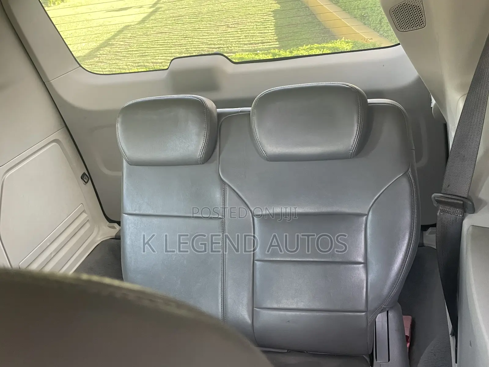 Volkswagen Routan S 2010 Silver