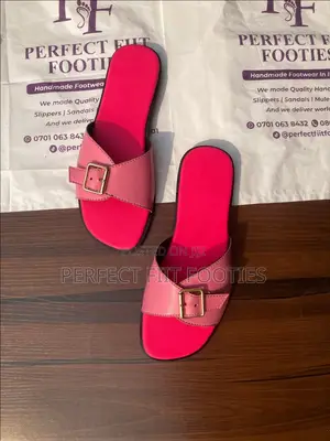 Female Handmade Buckle Pink Slippers