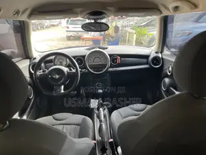Mini Cooper 2012 Blue