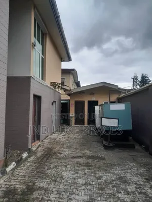 4 Units of 4-Bedroom Terrace Duplexes Linked Together