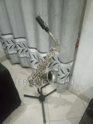 Yamaha Silver Saxophone