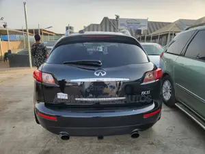Infiniti FX35 Base 4x2 (3.5L 6cyl 5A) 2005 Black